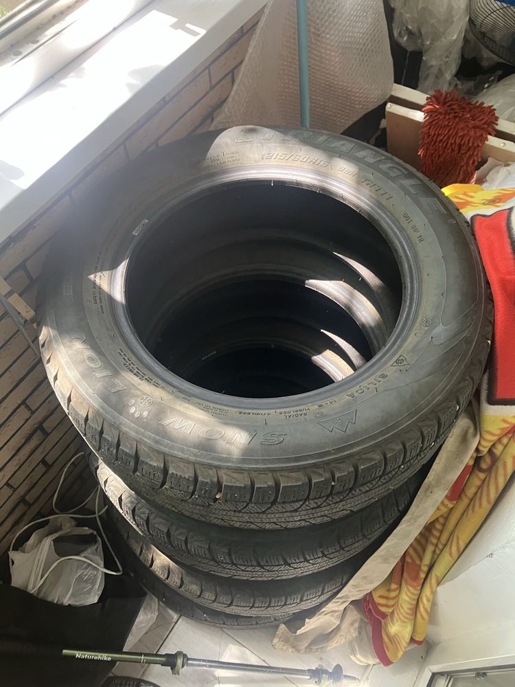 Зимний Комплект Шин Triangle 215/60 R16
