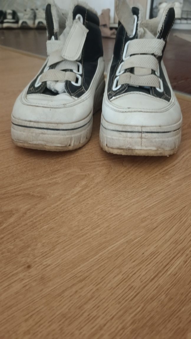 Продам разную обувь