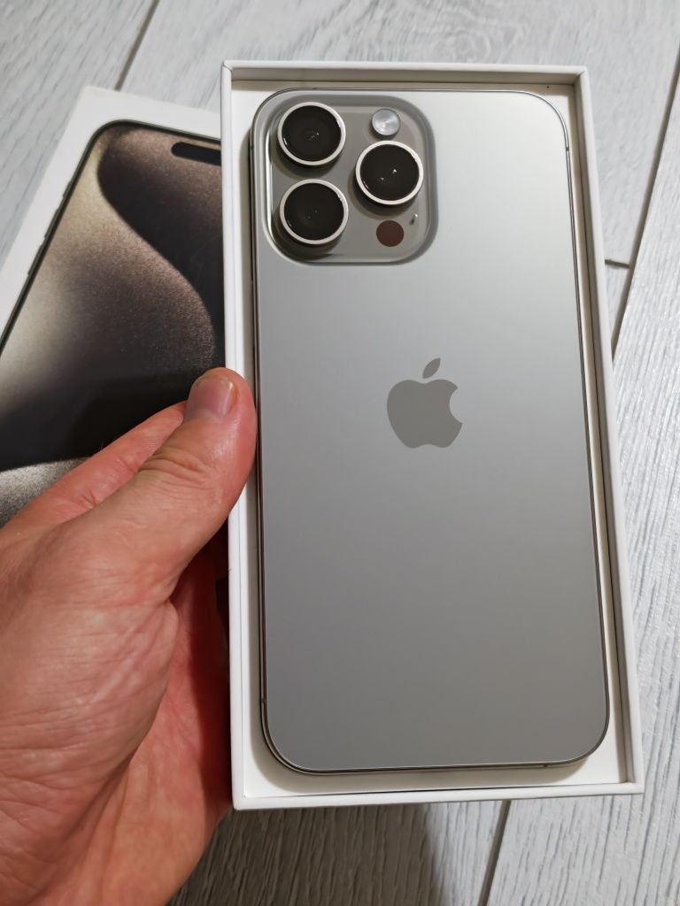 iPhone 15 Pro Max 256 gb akb 98