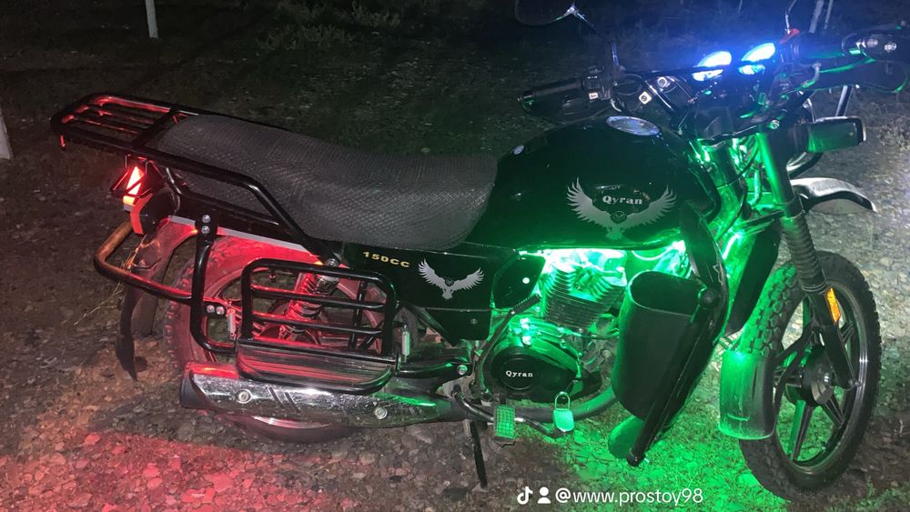 Продам мотоцикл 150 кубовый китайский