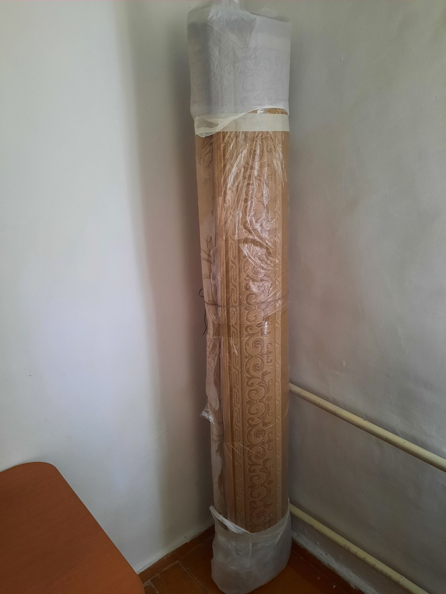 Продаю ковер размер 200×400 см