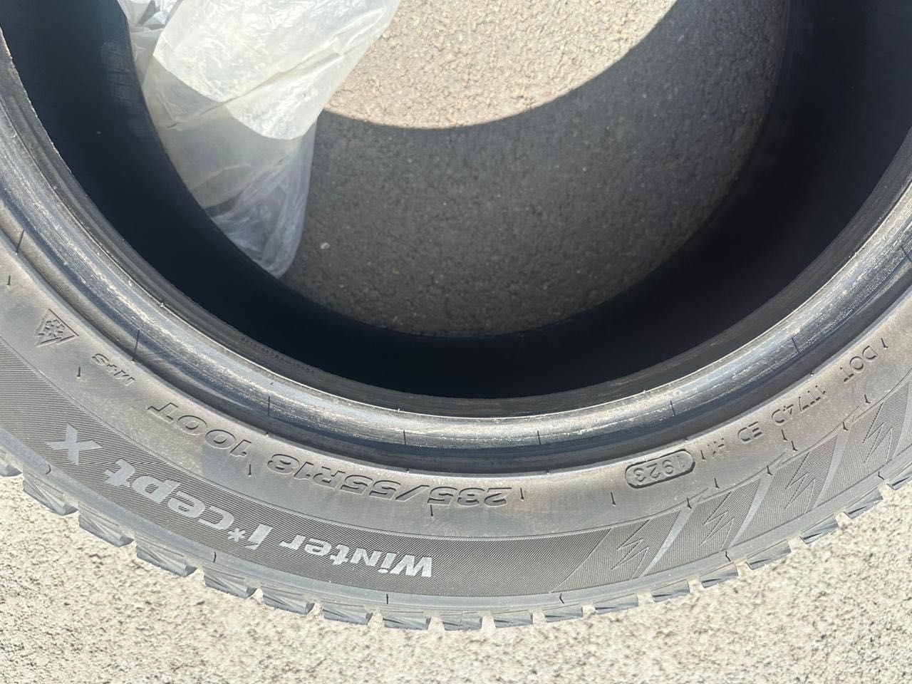 Hankook Winter i*cept X RW10 235/55 R18 100T без шипов (б/у)
