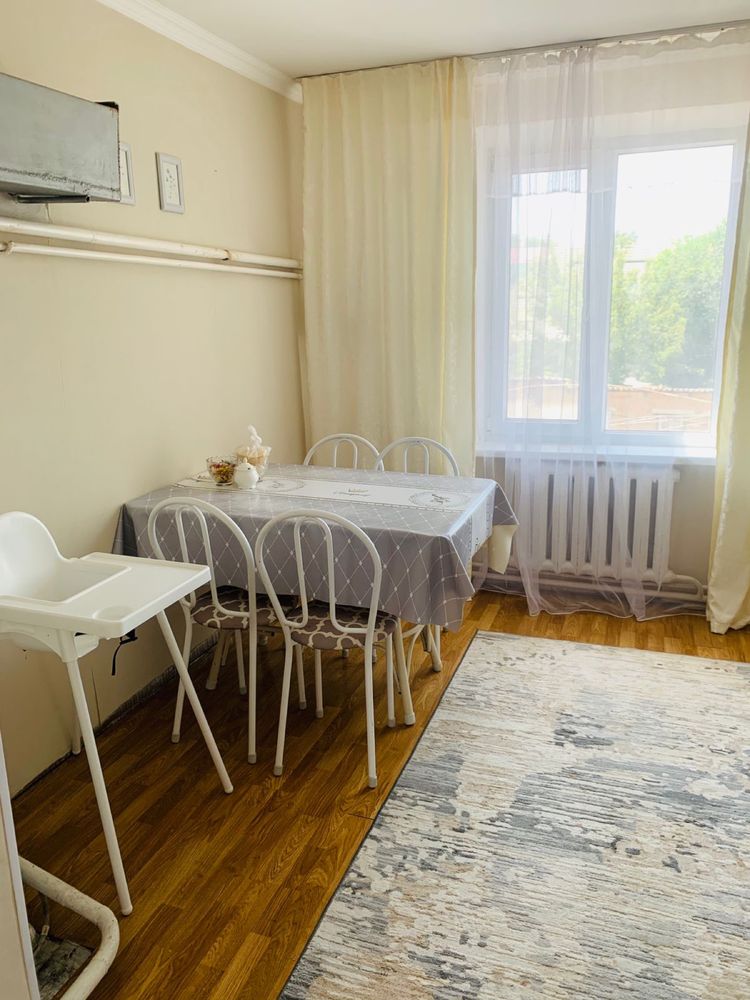 Продам 4х комнтаную квартиру