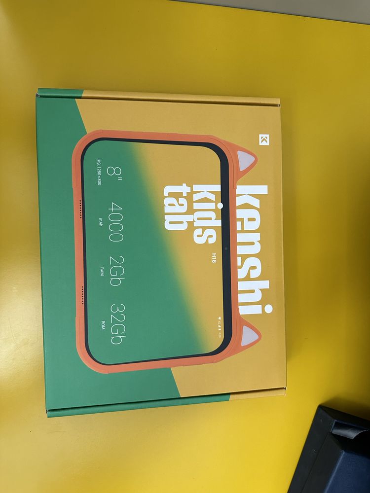 8" Планшет KENSHI Kids H18 3G 32 ГБ оранжевый