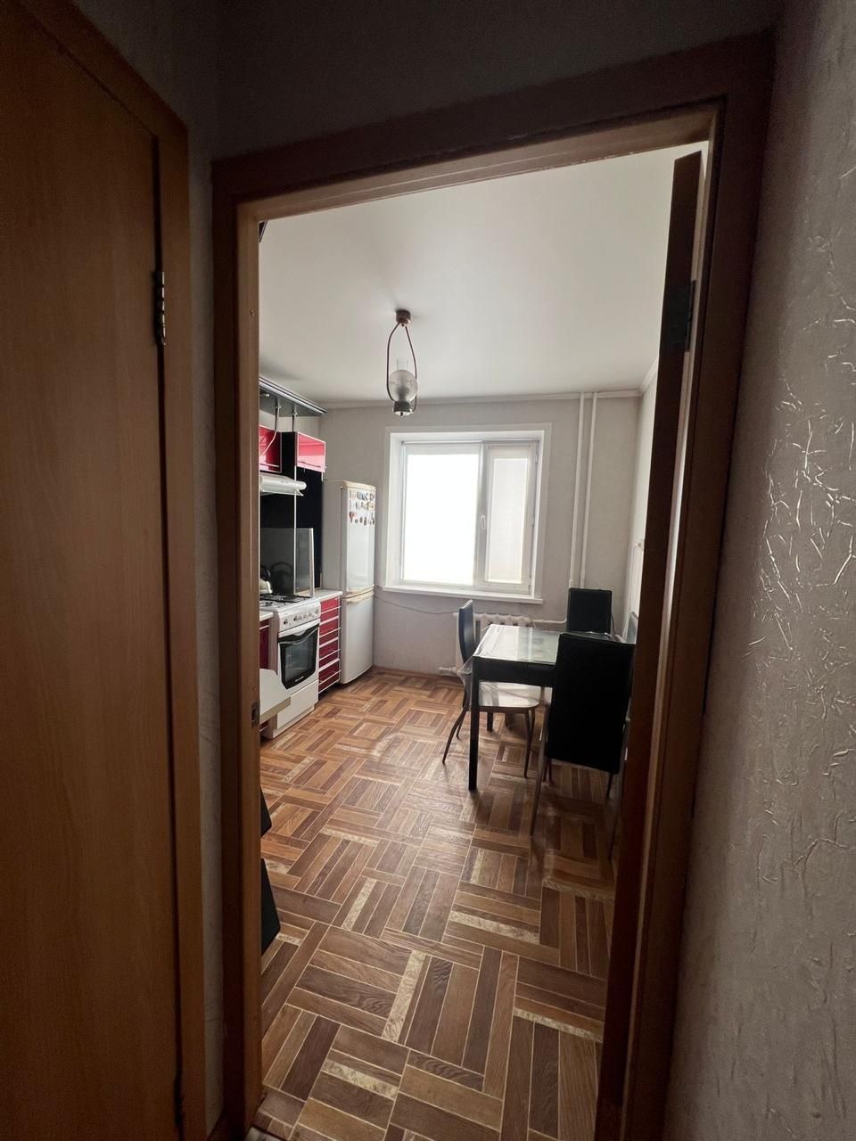 Продам 5 комнатную квартиру в Семее, звоните