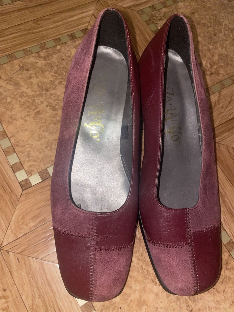 Продам  кожаные туфли 35-36 /2000тг