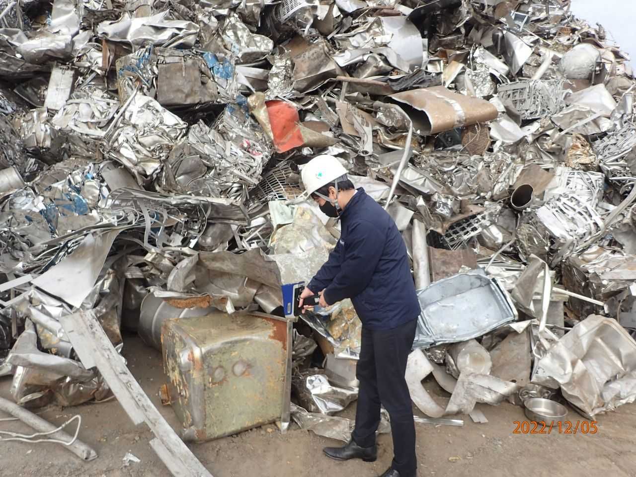 Спектрометр XRF Анализ Метал Добыча Геолог Эколог Метеорит Камни Почва