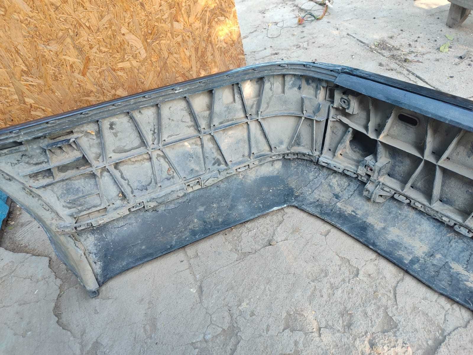 Задний бампер на Ауди Audi 100 А6 С4