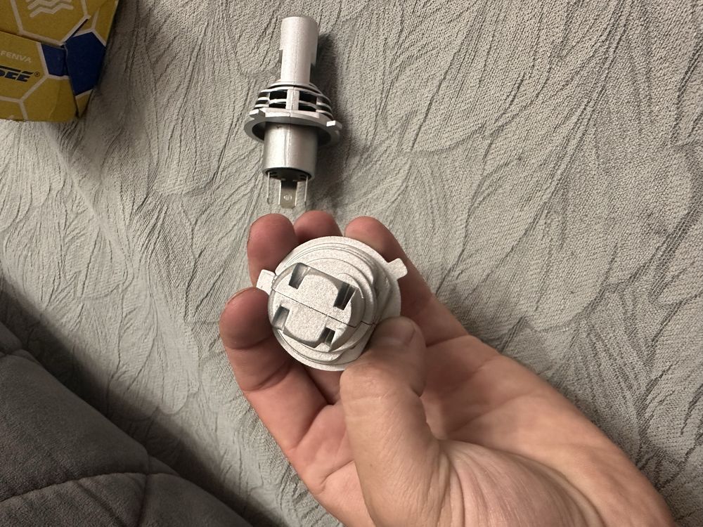 Led лампы H4 новые и катушки на volkswagen