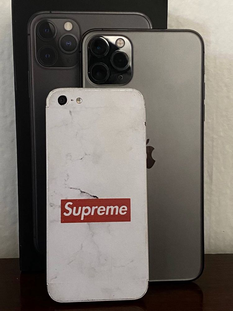 IPhone 11 Pro Max с коробкой + подарок IPhone 5s с коробкой        н