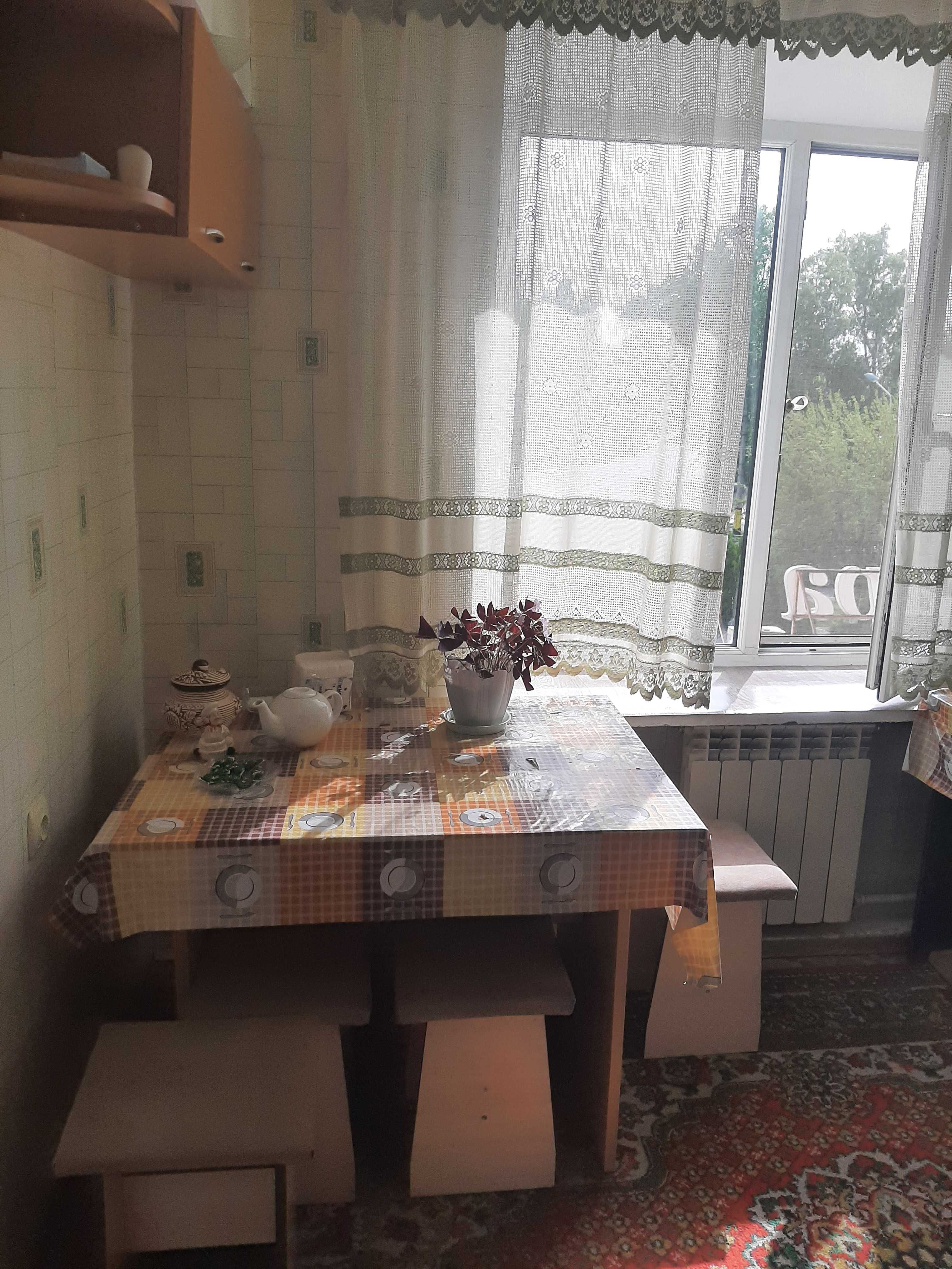 3х , 2х комнатные квартиры  посуточно  Айлара центр , ЖДвокзал