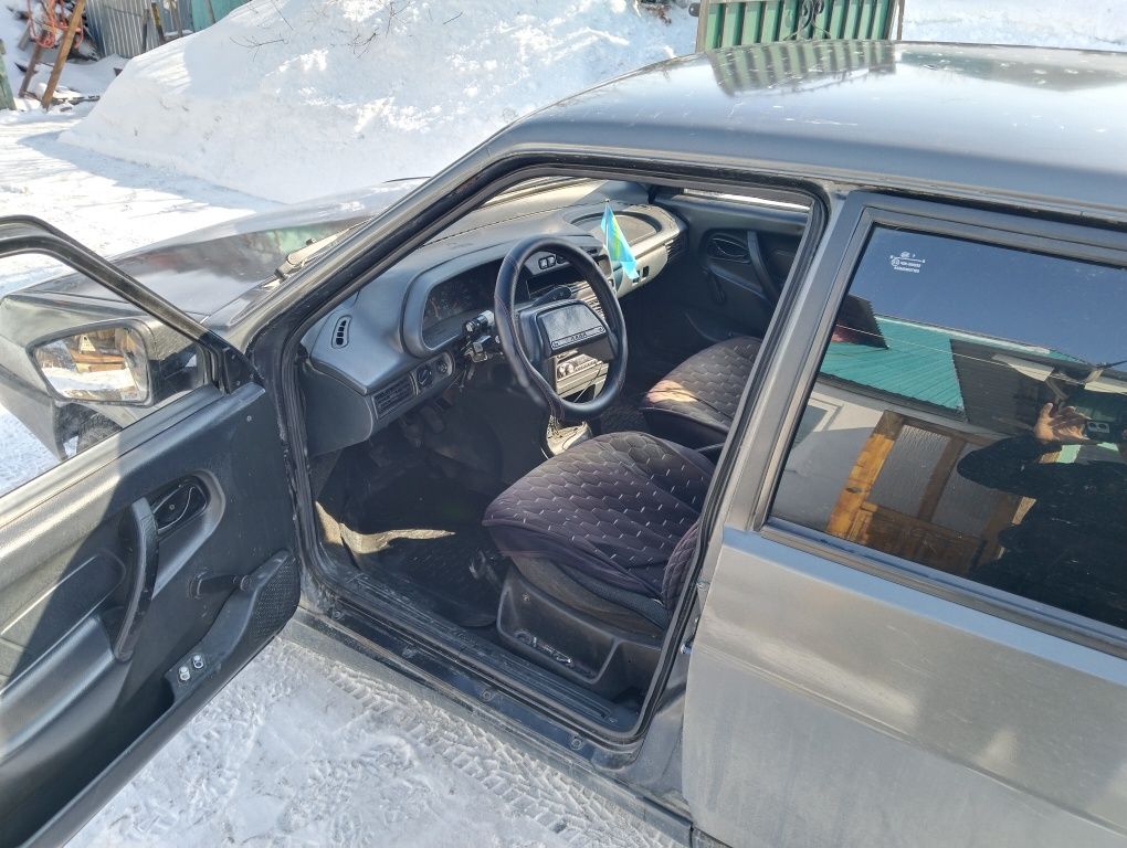 Продаю машину 99