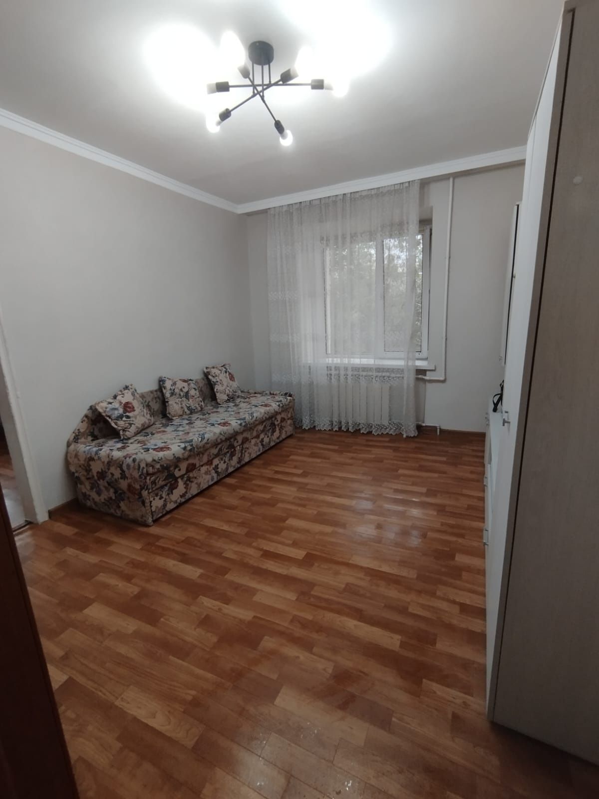 Продам 4-х комнатную квартиру