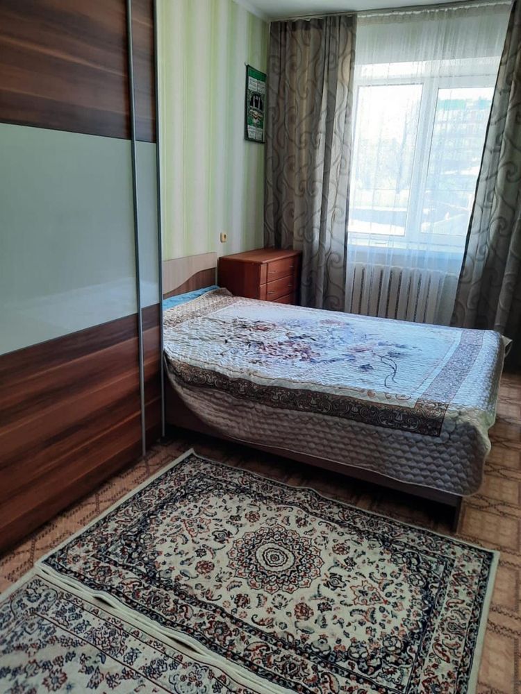Продам 3 комнатную квартиру в центре