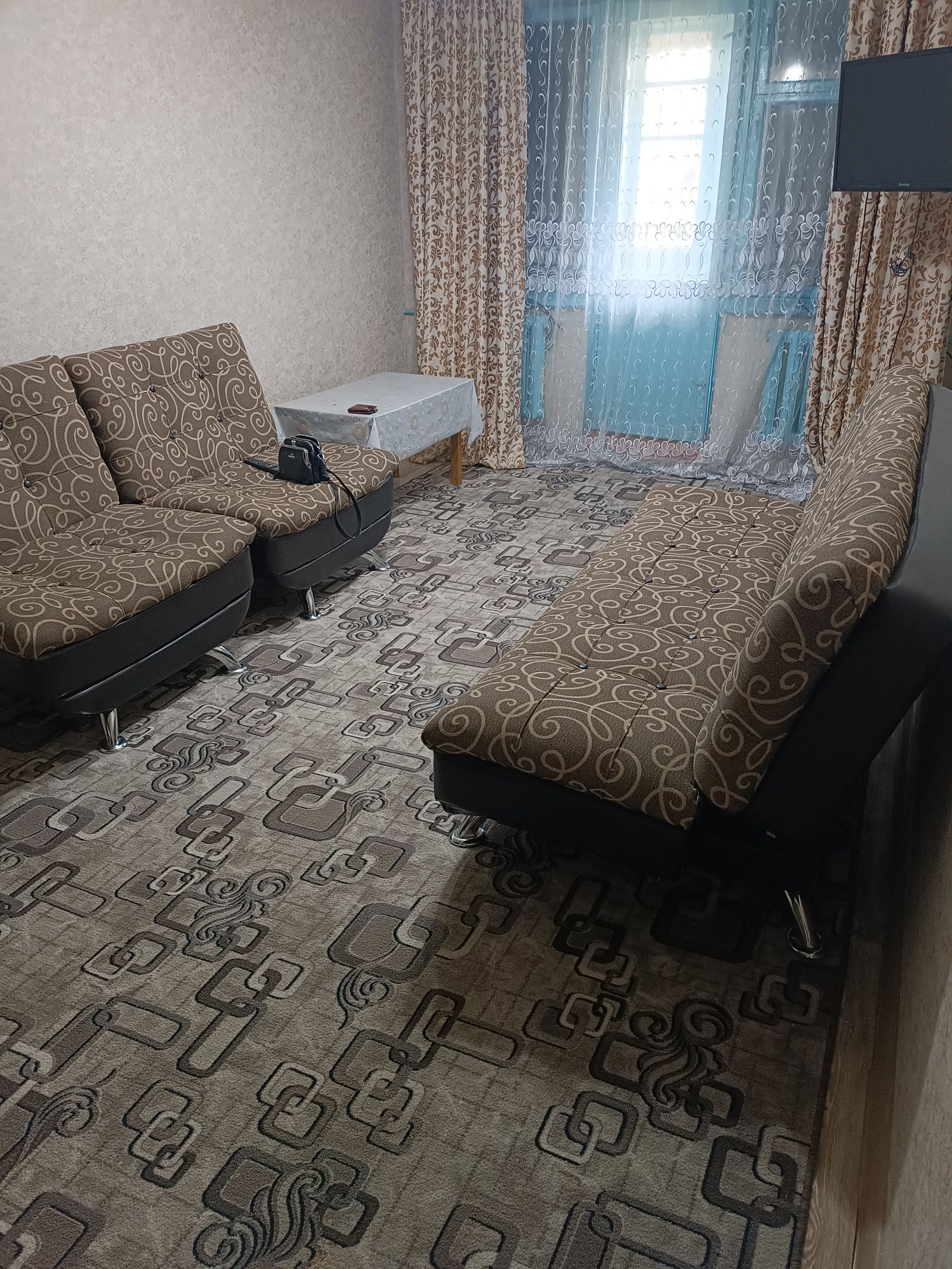 Продам 2х квартиру, 5 этаж, мкр. Акбулак, дом 25.