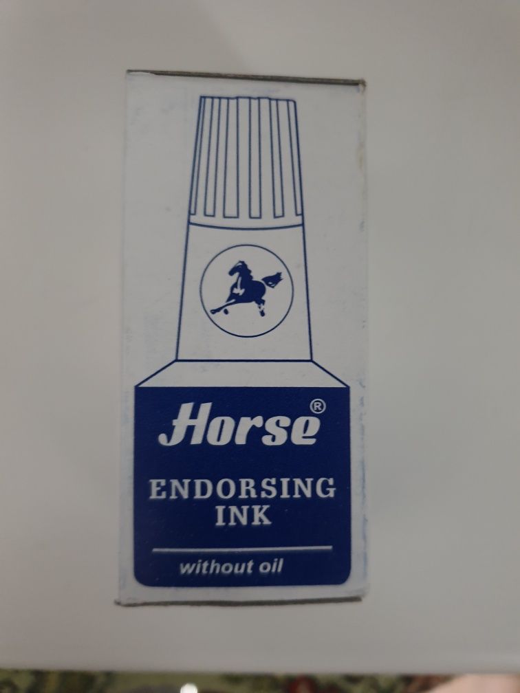 Штемпельная краска Horse. Цвет синий. Конверты А4.