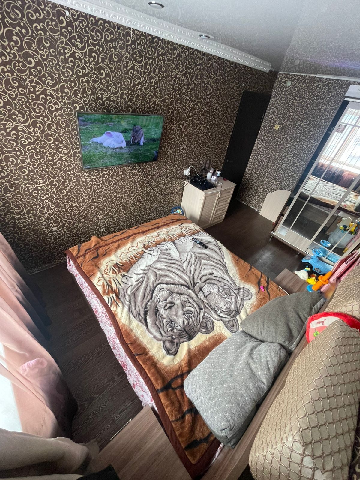 3 ком квартира Береке, 1 этаж 65 кв м С РЕМОНТОМ