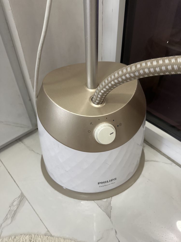 Отпариватель фирмы philips
