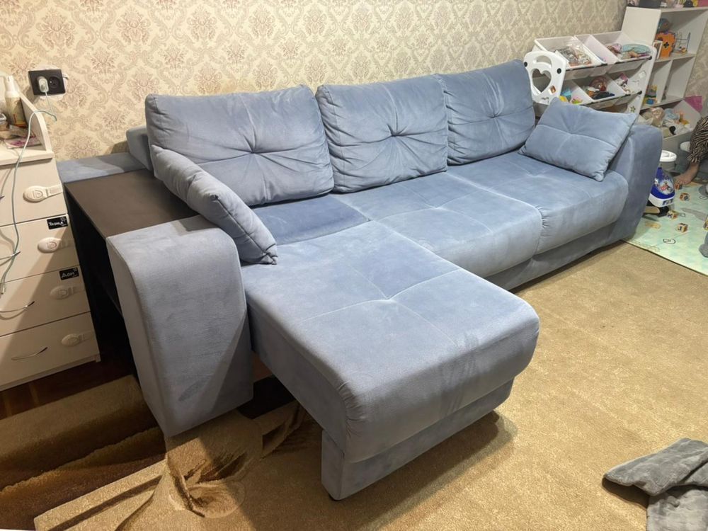 Продам диван на гарантии!