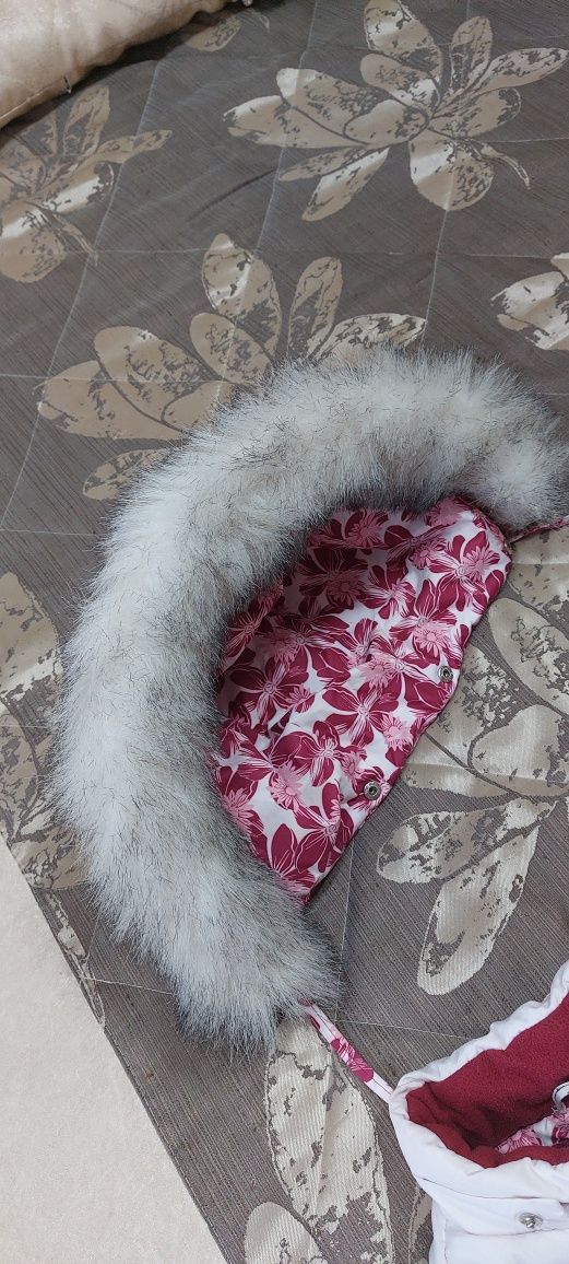 Продам зимний костюм на девочку