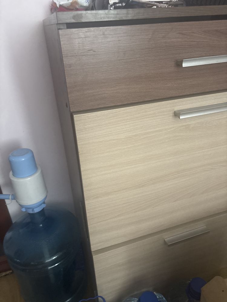Продам шкаф для прихожец