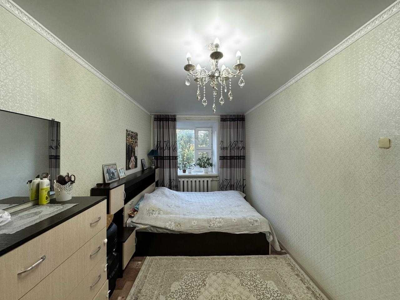 S  Продам 5-ти ком по Мира 3/5 этаж, не угловая