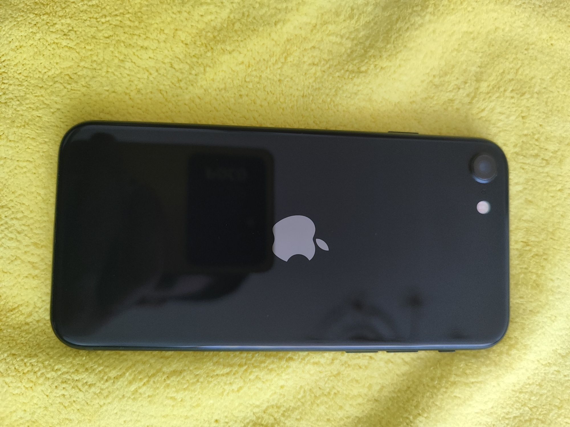Продам apple SE 2022