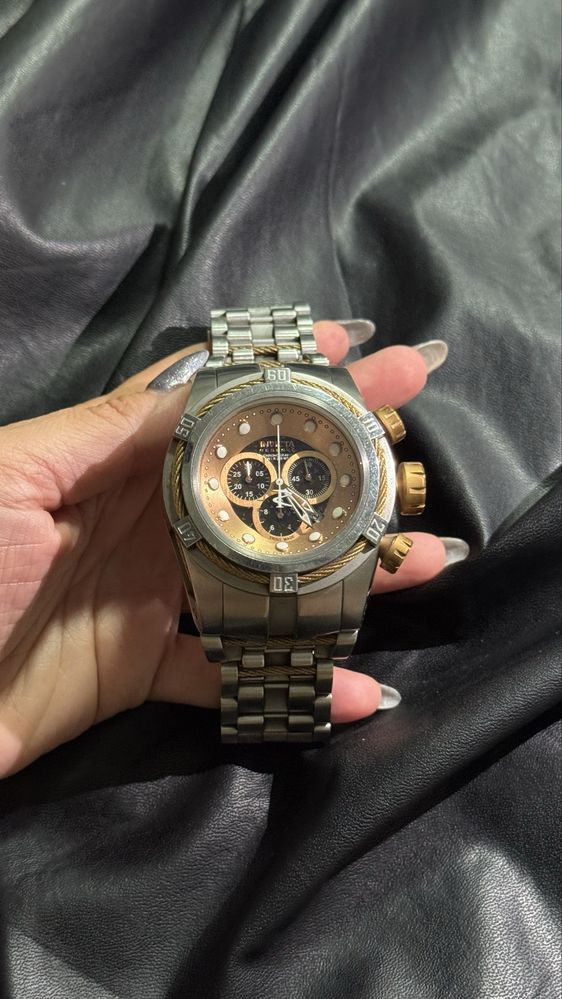 Часы Invicta Bolt Zeus