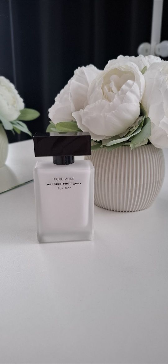 Narciso Rodriguez Pure Musc For Her парфюмерная вода EDP 50 мл, для же