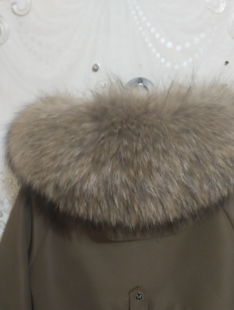 Продаю куртку  зимний