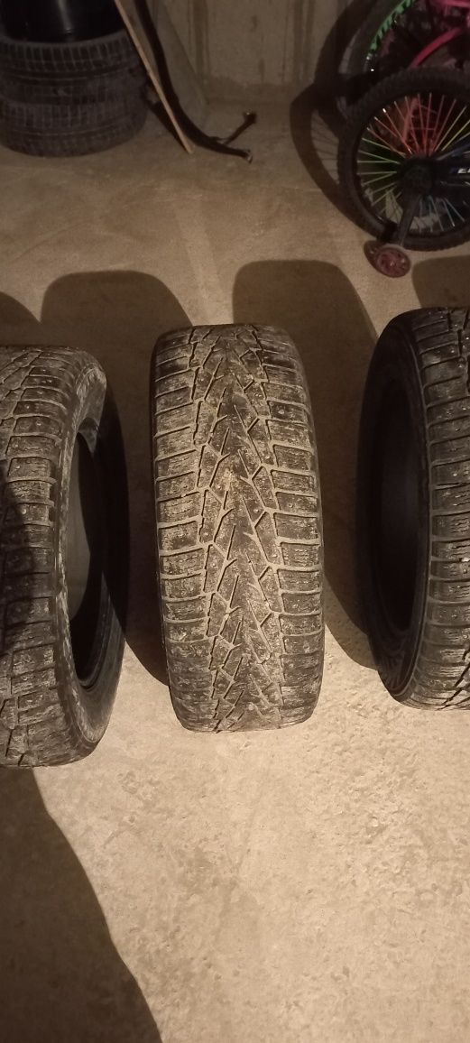 Зимные шины 205/65 R16