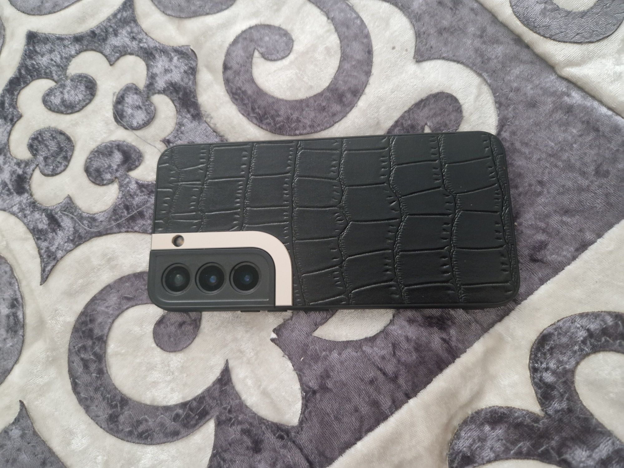 Samsung S22. 128G отл.сос.