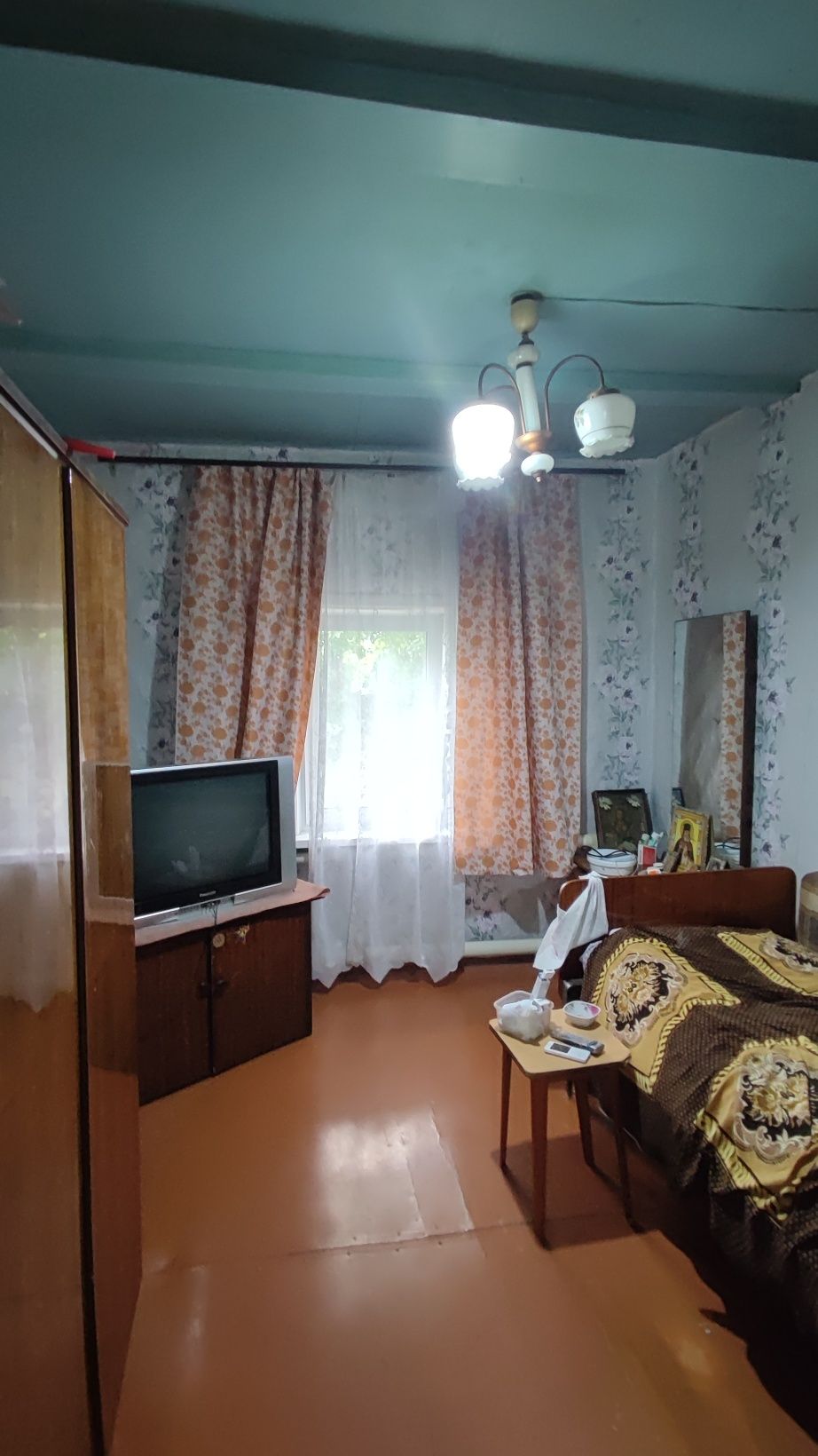 Продам теплый 3 комнатный дом, ДСР.