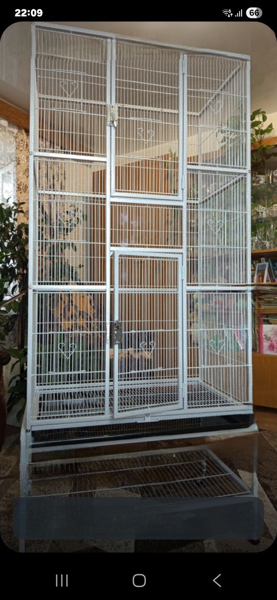 Продам клетку вольер для попугаев, хомяков, крыс новая Triol 5005