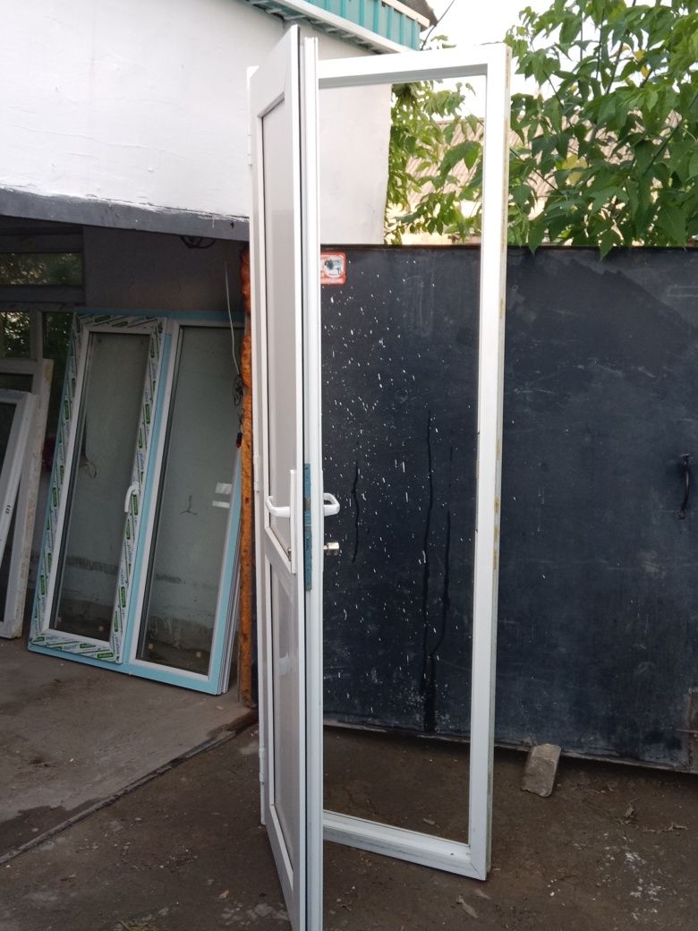 Продам дверь бу 220 х 70 220 х 93