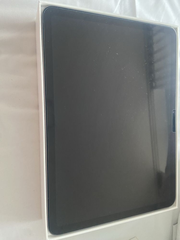 iPad 2024, 128GB новый с чехлом и защитным стеклом