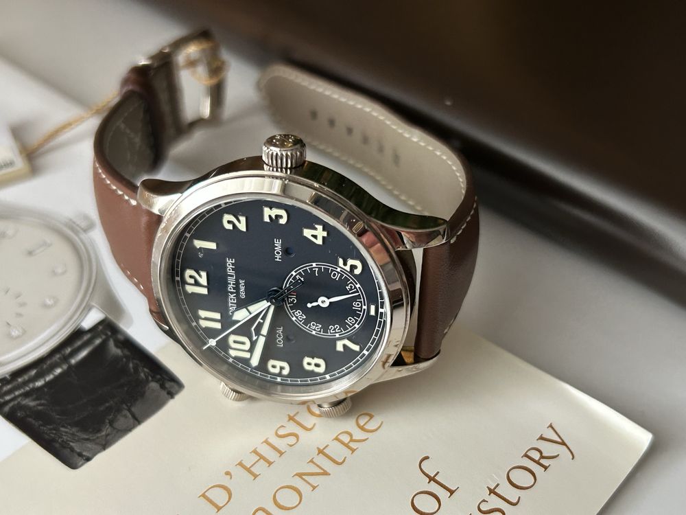 Мужские часы Patek Philippe 5524G-Calatrava Pilot Travel Time