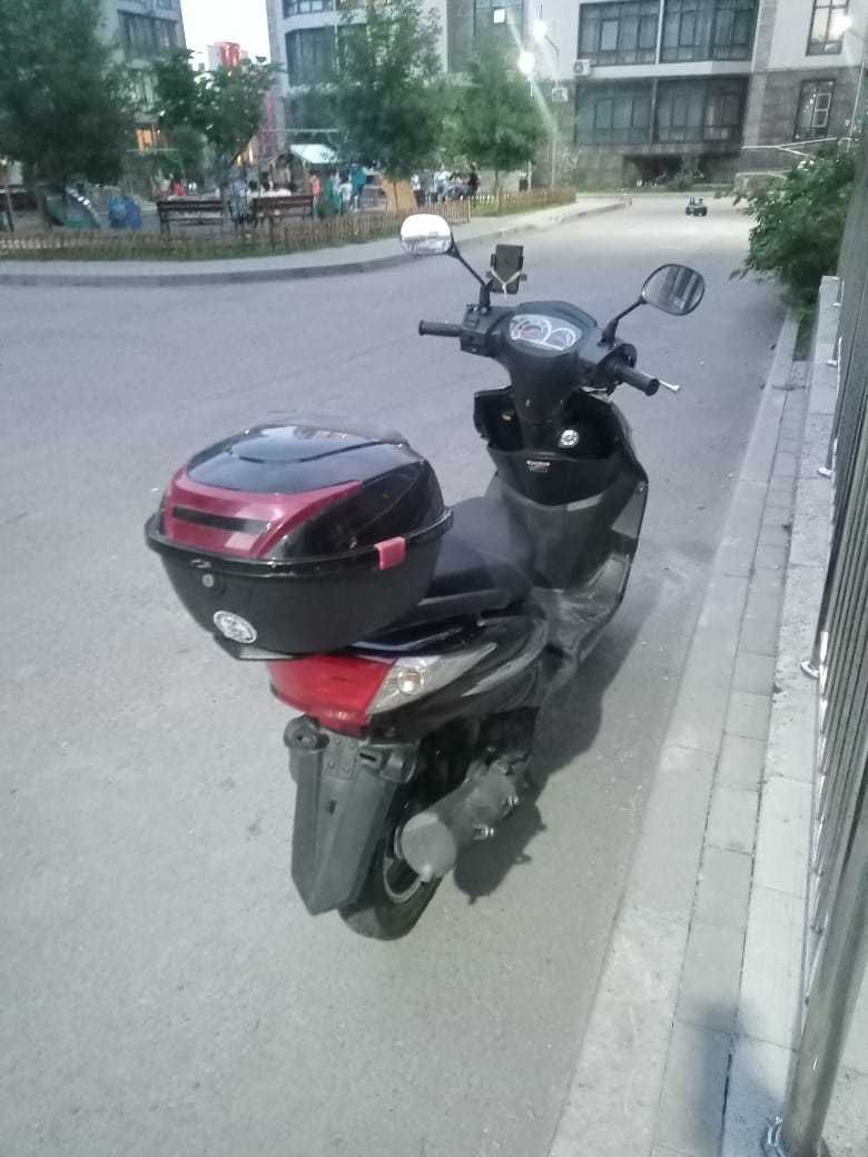 Продам мопед М8 pro (LIYA, LY49QT)