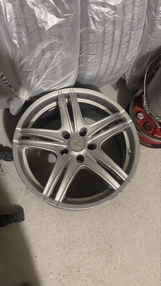 Диски на Lexus R18