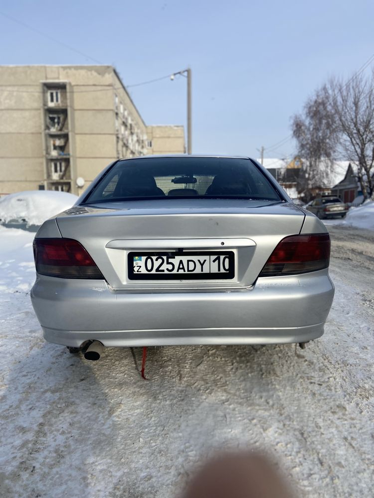 Продам галант 8