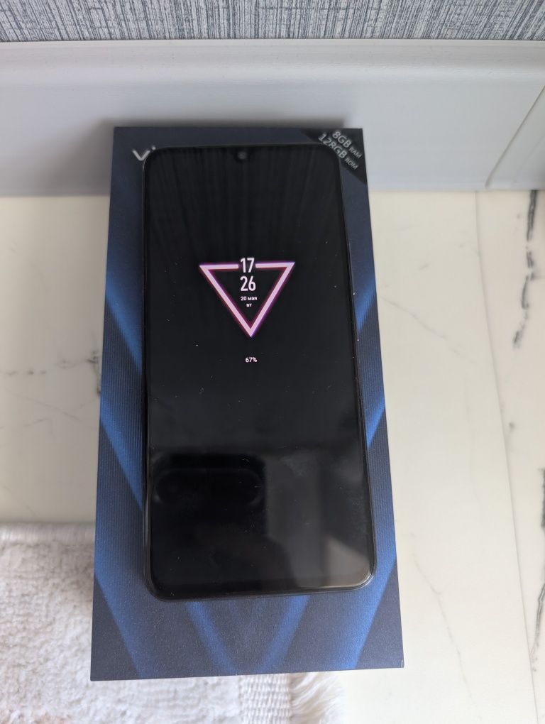 Vivo V21 128gb продам