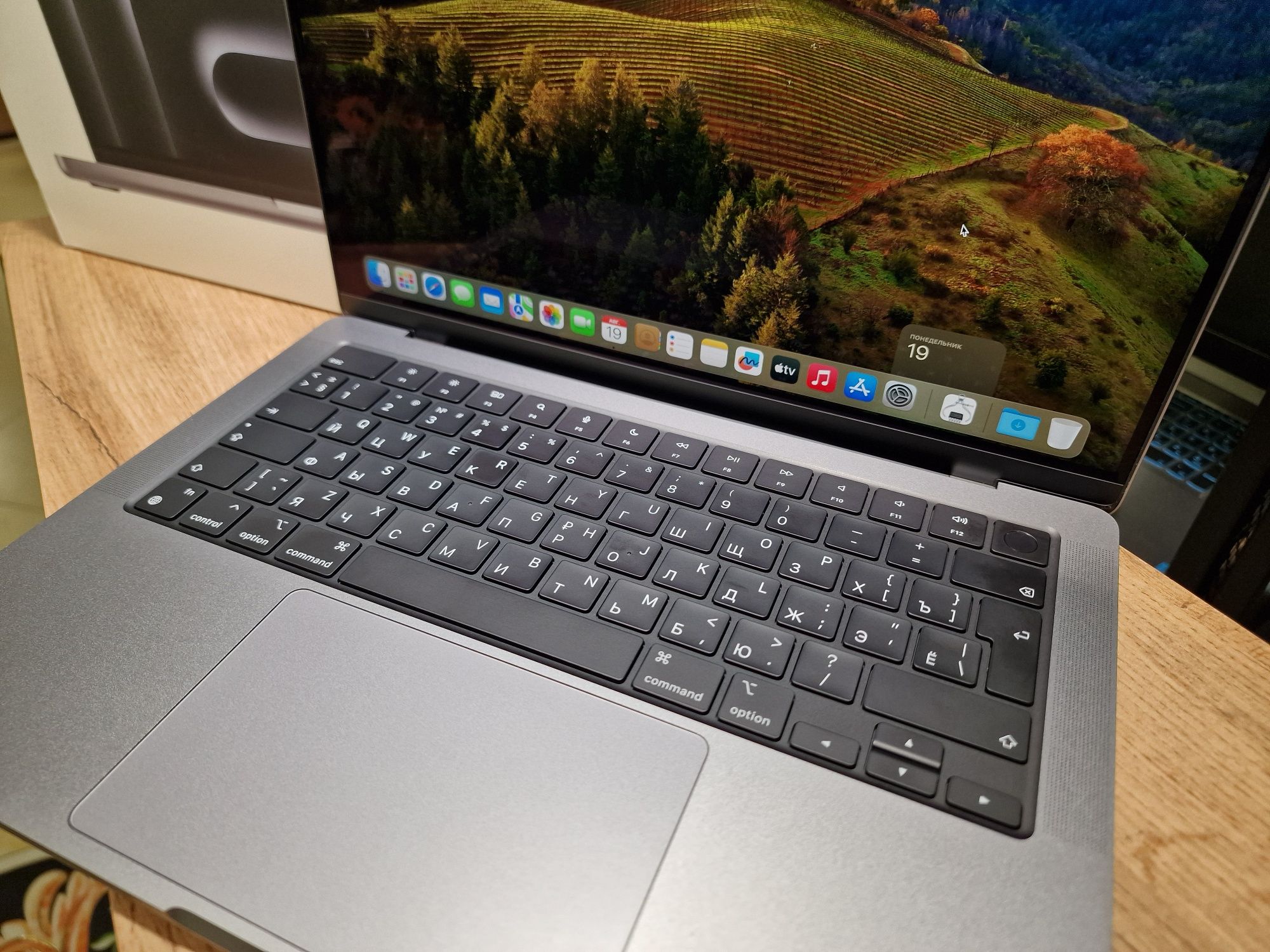 Новый MacBook Pro 14, M3, 2023г. 8/512GB, 8759/A10