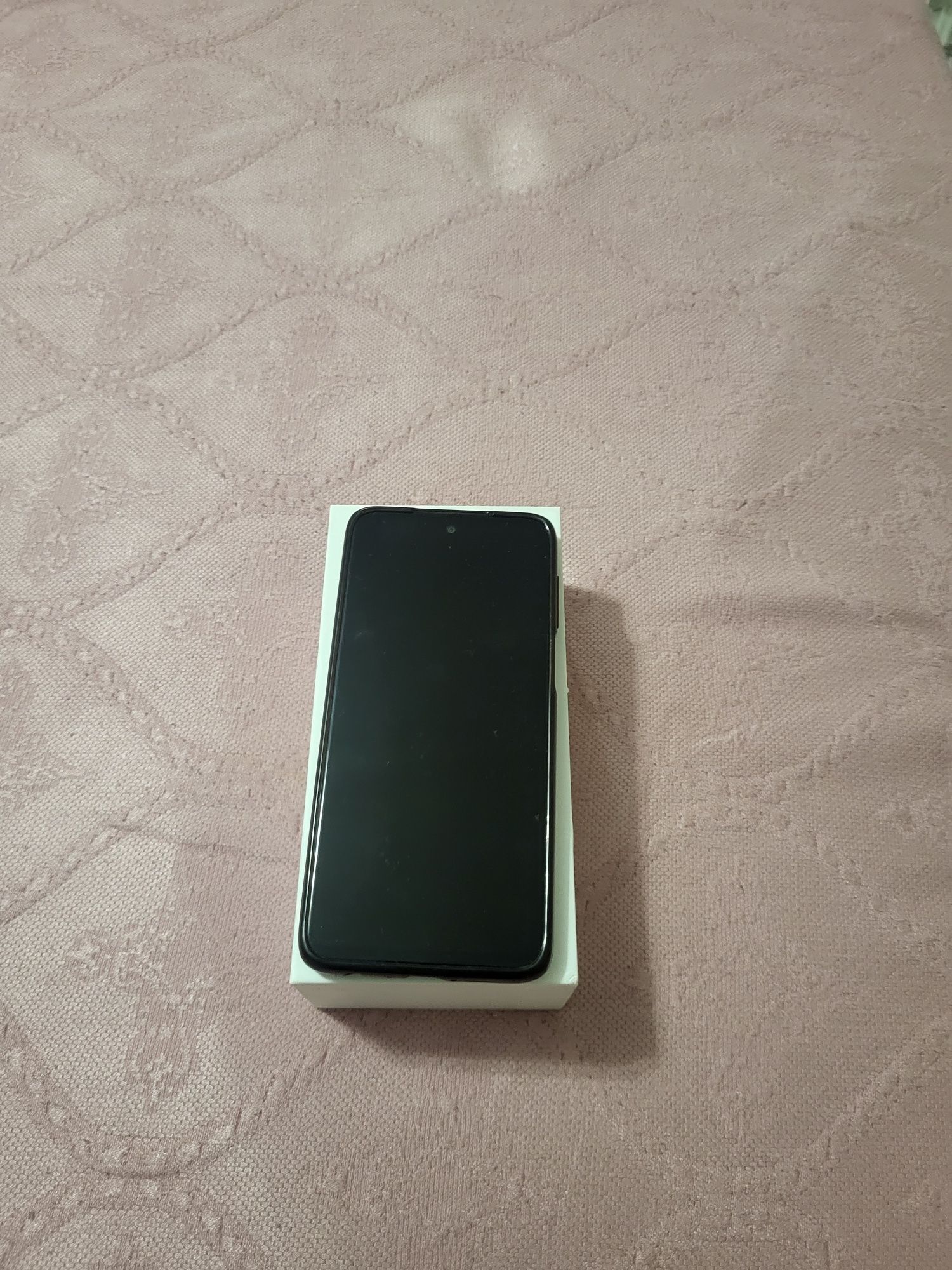 Продам телефон Redmi note 9S