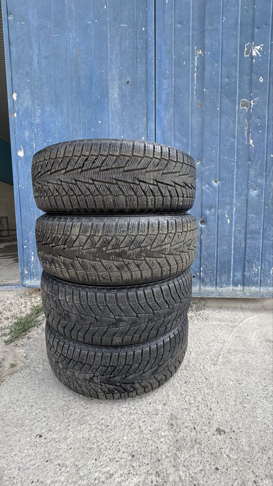 Продам шины r16