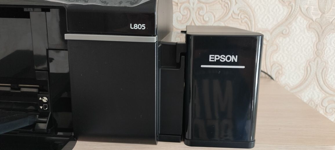 Epson L805 в идеальном состоянии