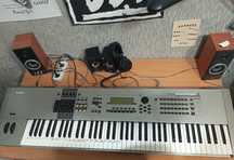 Yamaha Motif 7 рабочая станция