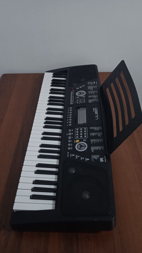 Синтезатор DENNDEK610