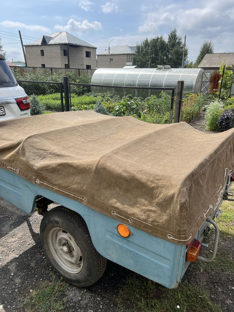 Продам прицеп легковой с документами.