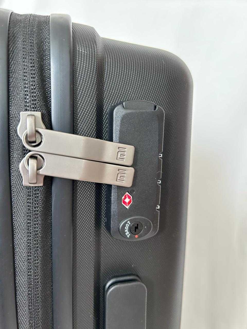 Чемодан Xiaomi Mi 36 л