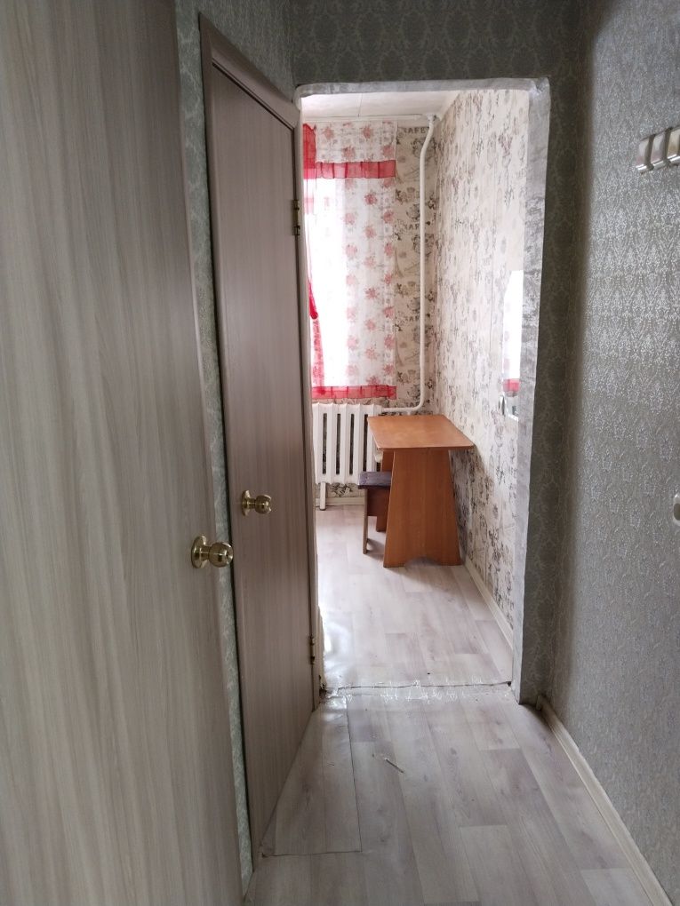 Продам, 2 комнатную квартиру,